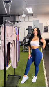 Essential Leggings